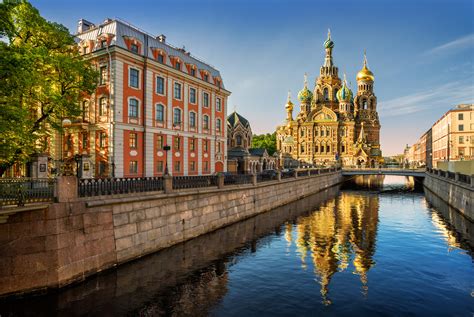 Saint Petersburg .